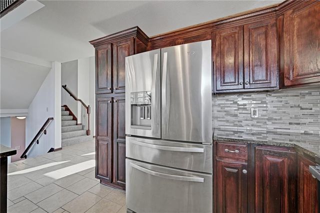 8300 W 148TH Street, Overland Park, KS 66223