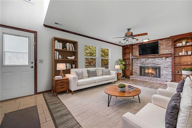 8300 W 148TH Street, Overland Park, KS 66223