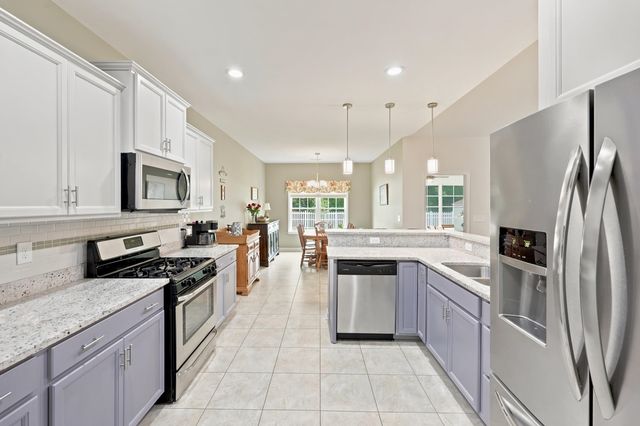 523 Trafalgar Ct., Conway, SC 29526