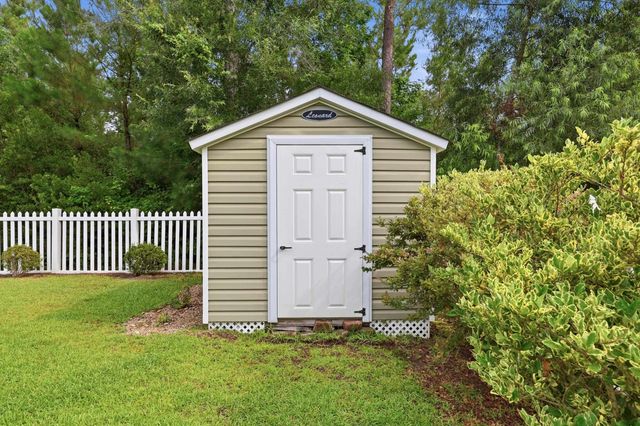 523 Trafalgar Ct., Conway, SC 29526