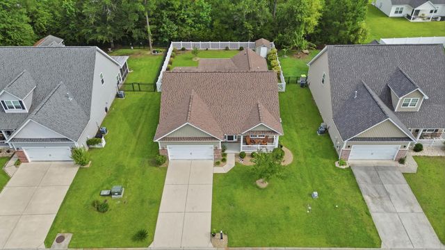 523 Trafalgar Ct., Conway, SC 29526