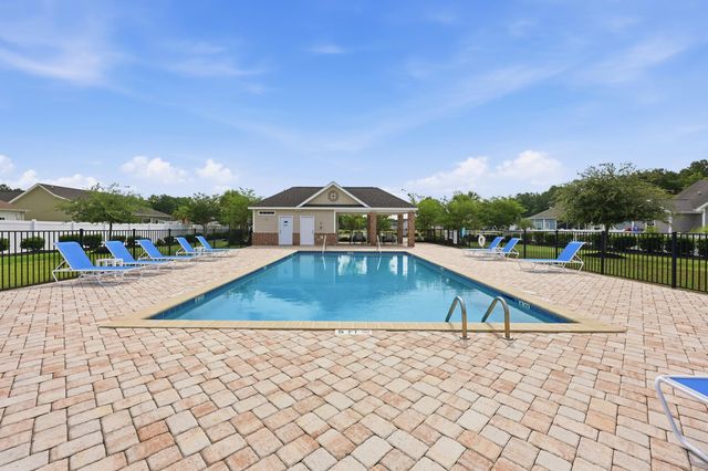 523 Trafalgar Ct., Conway, SC 29526