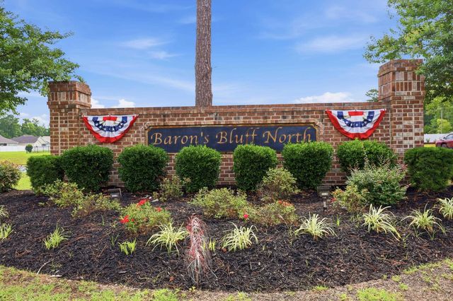 523 Trafalgar Ct., Conway, SC 29526