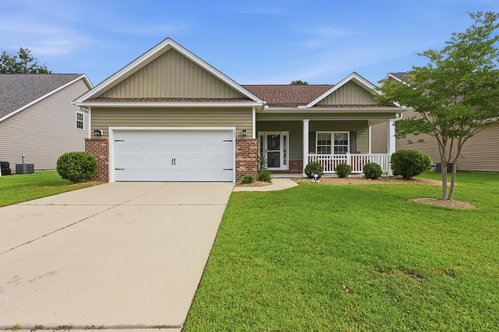 523 Trafalgar Ct., Conway, SC 29526