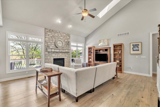4980 Brittany Court, Bettendorf, IA 52722