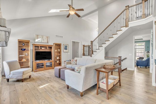 4980 Brittany Court, Bettendorf, IA 52722