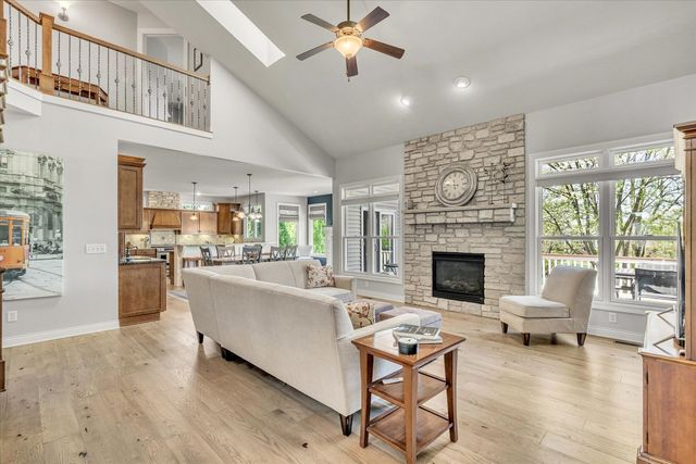 4980 Brittany Court, Bettendorf, IA 52722