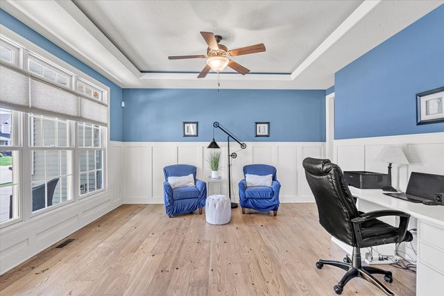 4980 Brittany Court, Bettendorf, IA 52722