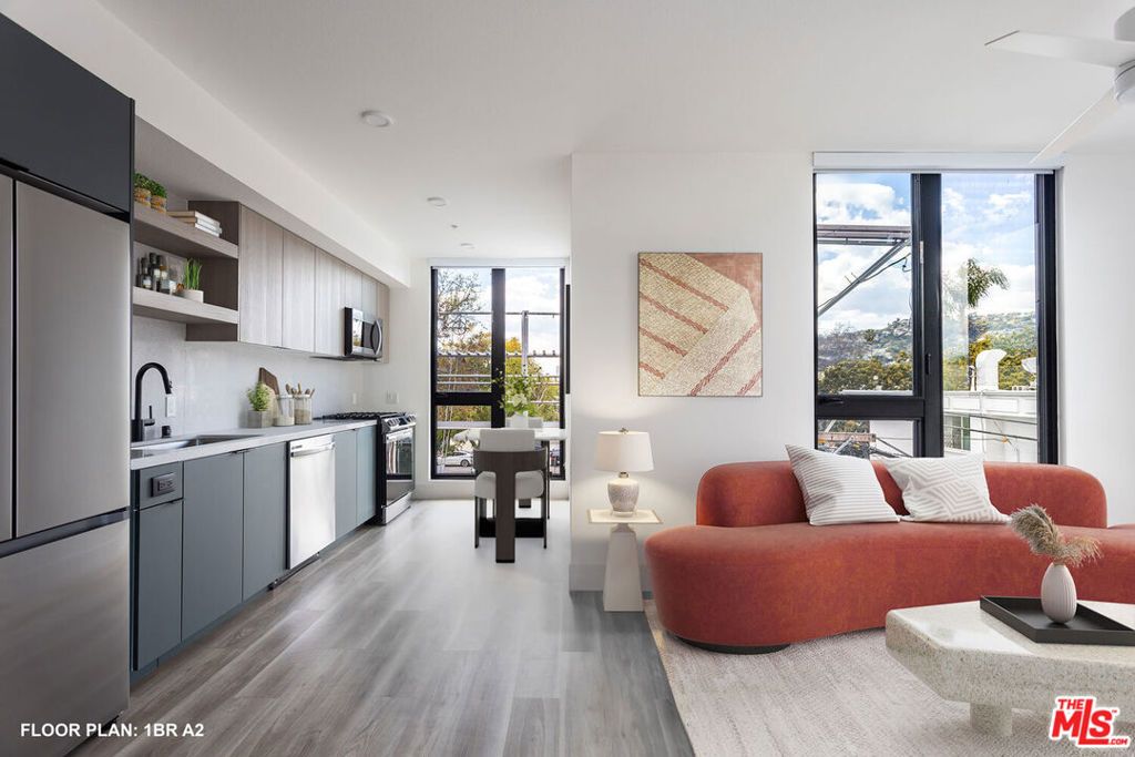 7617 Santa Monica Boulevard 215, West Hollywood, CA 90046
