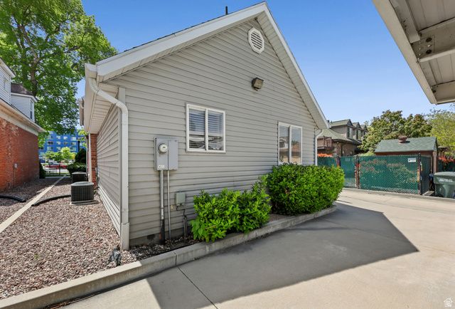 520 W 400 N, Salt Lake City, UT 84116
