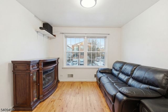 613 20Th St, Irvington Twp., NJ 07111