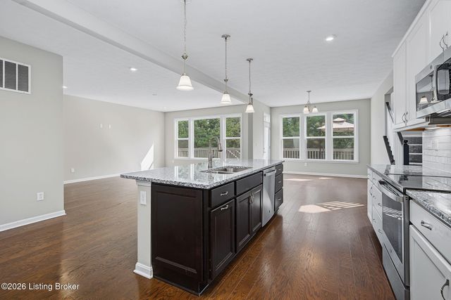 18105 Bridle Run Dr, Louisville, KY 40245