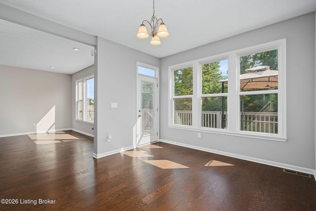 18105 Bridle Run Dr, Louisville, KY 40245