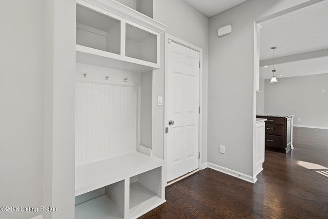 18105 Bridle Run Dr, Louisville, KY 40245