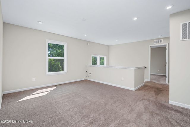 18105 Bridle Run Dr, Louisville, KY 40245