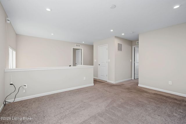 18105 Bridle Run Dr, Louisville, KY 40245