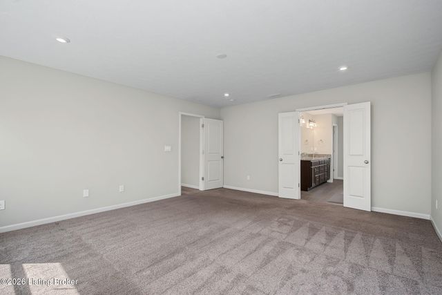 18105 Bridle Run Dr, Louisville, KY 40245