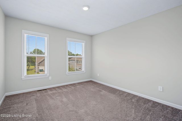 18105 Bridle Run Dr, Louisville, KY 40245