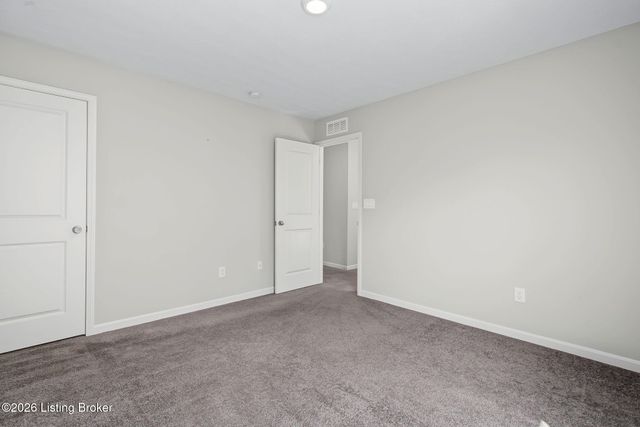 18105 Bridle Run Dr, Louisville, KY 40245