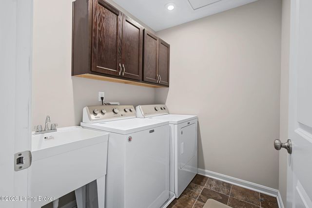 18105 Bridle Run Dr, Louisville, KY 40245