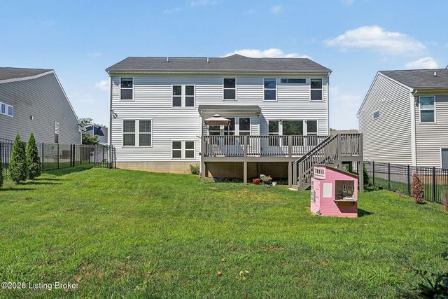18105 Bridle Run Dr, Louisville, KY 40245