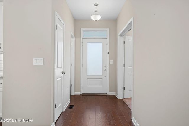 18105 Bridle Run Dr, Louisville, KY 40245