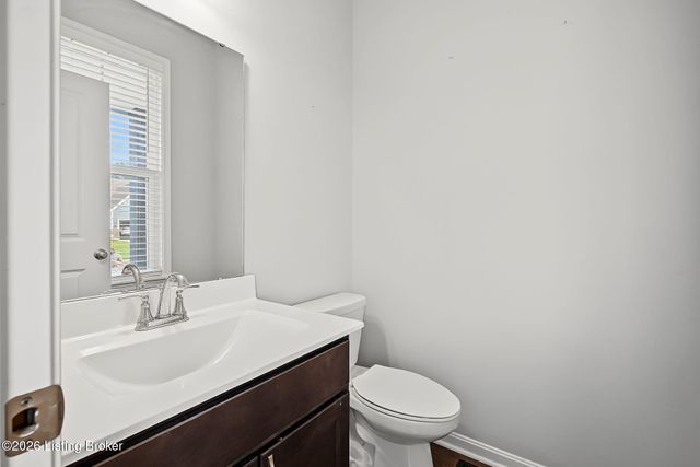 18105 Bridle Run Dr, Louisville, KY 40245