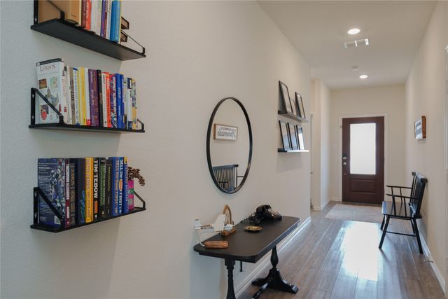 677 Ridgeback Trail, Fort Worth, TX 76052