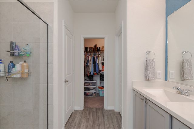 677 Ridgeback Trail, Fort Worth, TX 76052