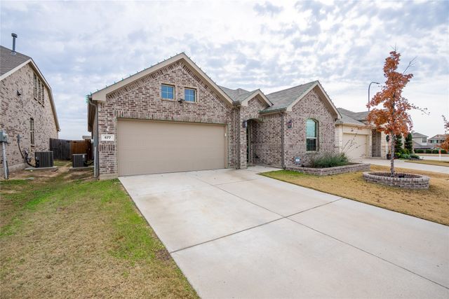 677 Ridgeback Trail, Fort Worth, TX 76052