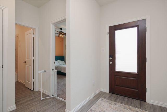 677 Ridgeback Trail, Fort Worth, TX 76052