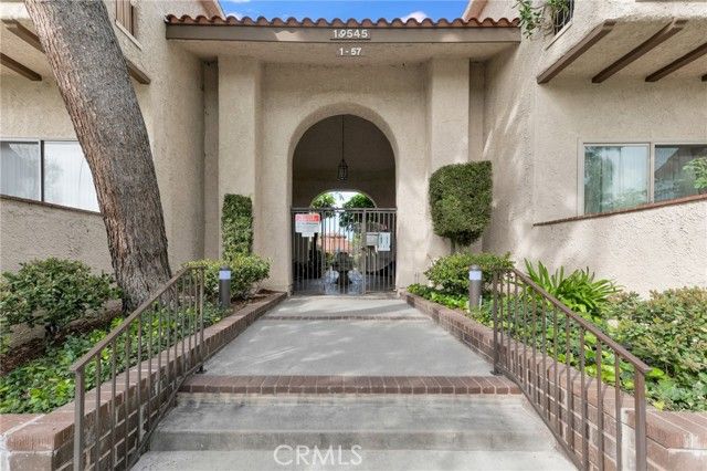 19545 Sherman Way 47, Reseda (los Angeles), CA 91335