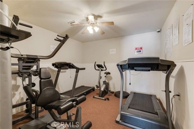 19545 Sherman Way 47, Reseda (los Angeles), CA 91335