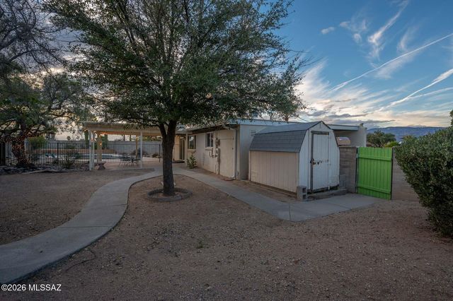 9740 E Citadel Place, Tucson, AZ 85748