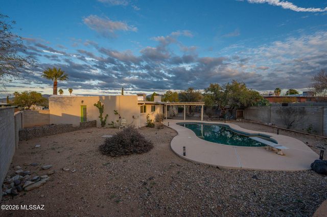 9740 E Citadel Place, Tucson, AZ 85748