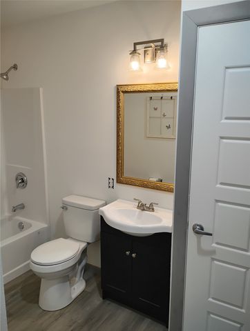 1999 VZ County Road 3103, Edgewood, TX 75117