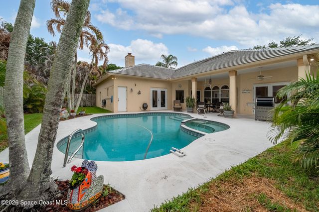 370 Normandy Drive, Indialantic, FL 32903