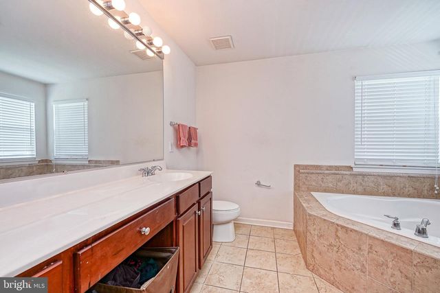 2729 BETHPAGE CT, Vineland, NJ 08361