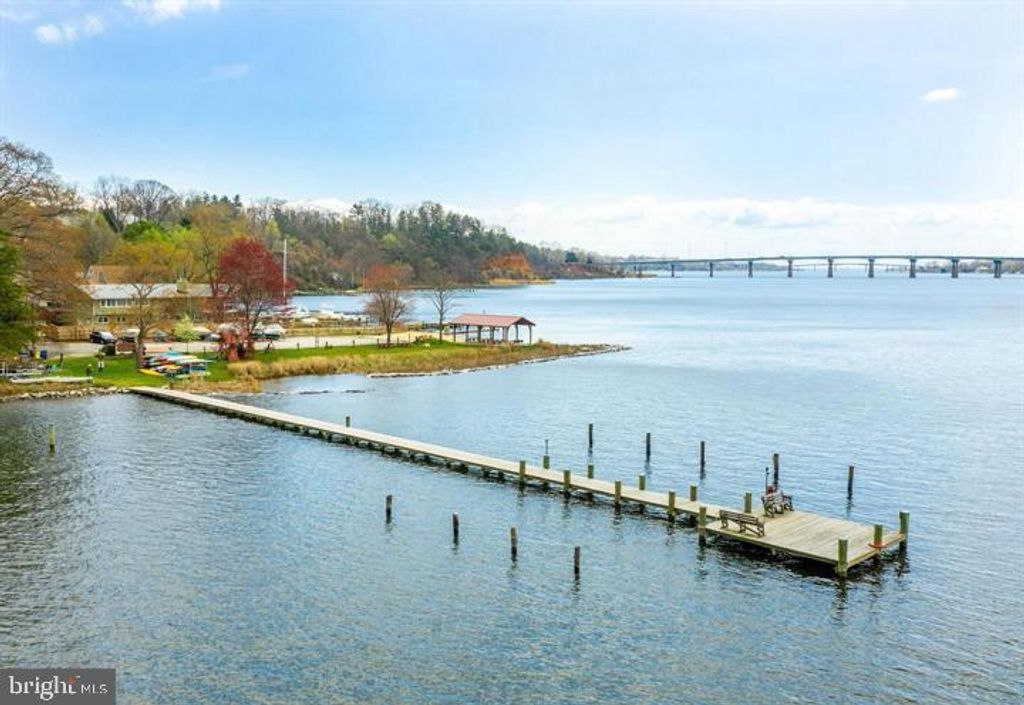 Image 10 of property listing at 1603 WINCHESTER RD, Annapolis, MD 21409