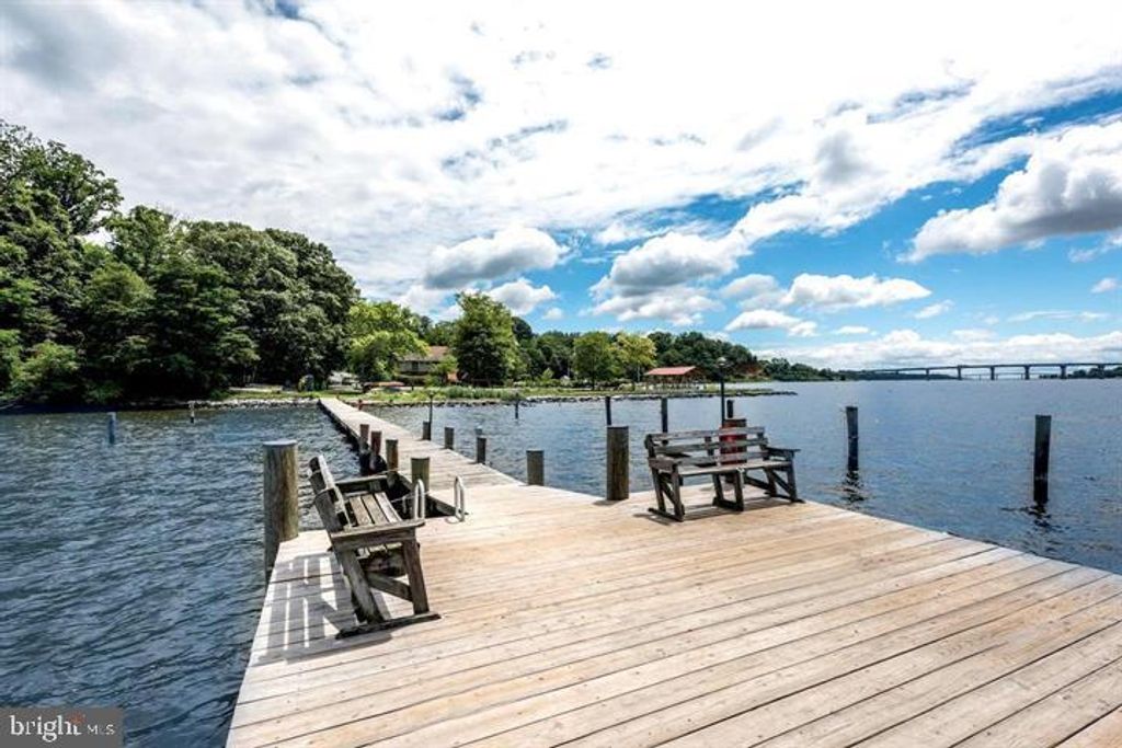 Image 12 of property listing at 1603 WINCHESTER RD, Annapolis, MD 21409