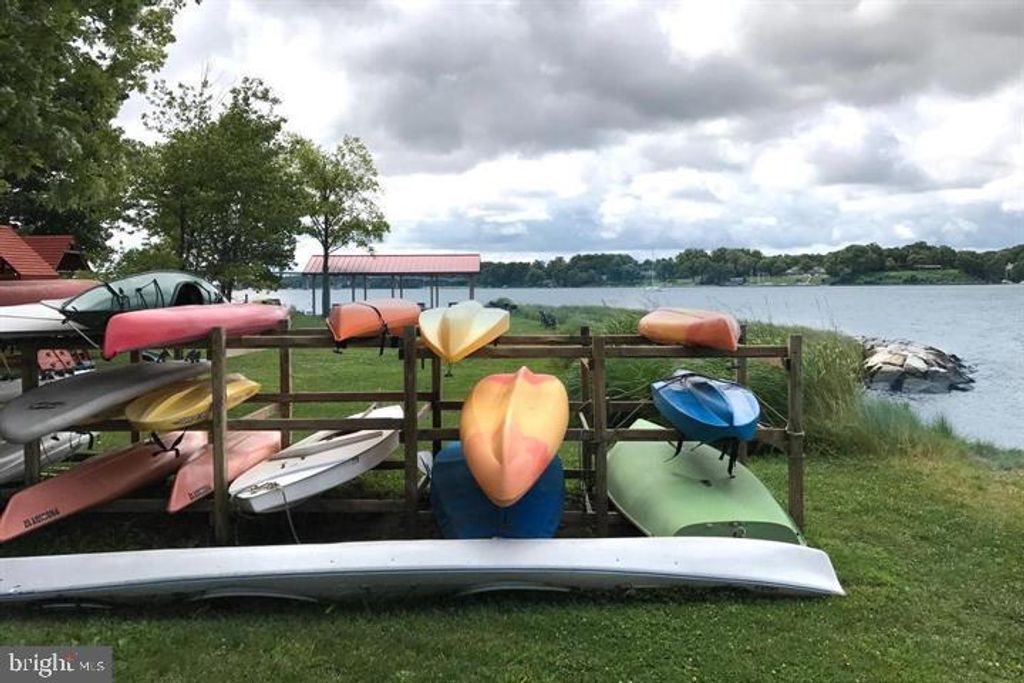 Image 13 of property listing at 1603 WINCHESTER RD, Annapolis, MD 21409