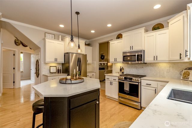 23406 148th Avenue SE, Woodinville, WA 98296