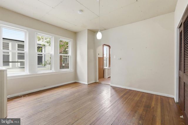 537 ROBBINS ST, Philadelphia, PA 19111