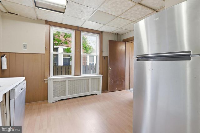 537 ROBBINS ST, Philadelphia, PA 19111