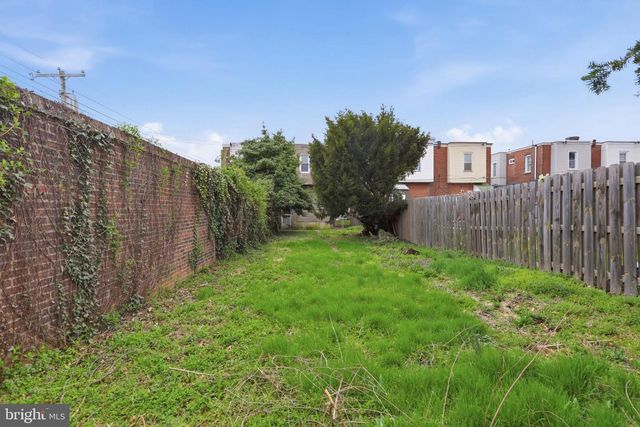 537 ROBBINS ST, Philadelphia, PA 19111