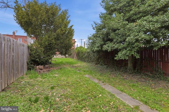 537 ROBBINS ST, Philadelphia, PA 19111