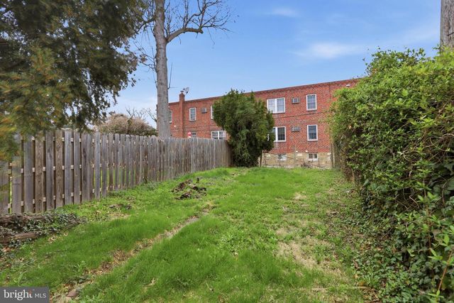 537 ROBBINS ST, Philadelphia, PA 19111