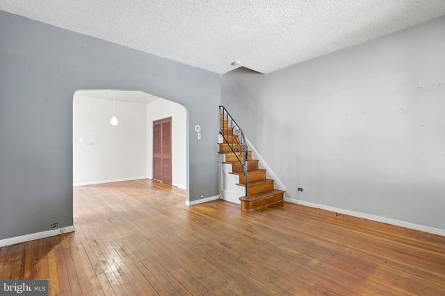 537 ROBBINS ST, Philadelphia, PA 19111