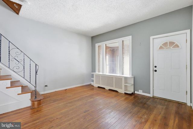 537 ROBBINS ST, Philadelphia, PA 19111