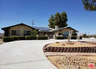 15296 Mandan Road, Apple Valley, CA 92307